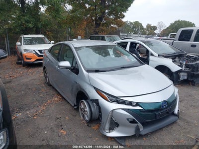 TOYOTA PRIUS PRIME 2017