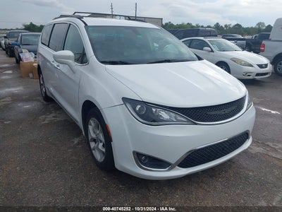 CHRYSLER PACIFICA 2017