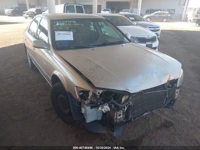 TOYOTA CAMRY 2001