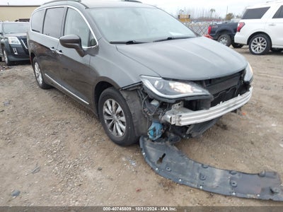 CHRYSLER PACIFICA 2017