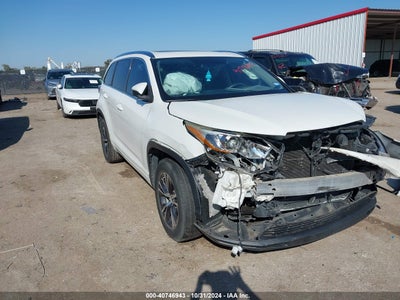 TOYOTA HIGHLANDER 2016