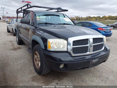 DODGE DAKOTA 2005