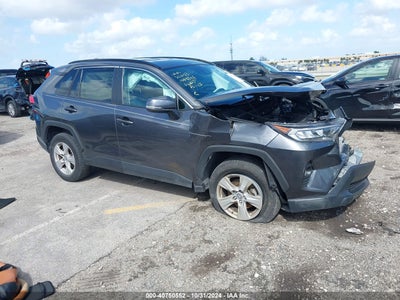 TOYOTA RAV4 2021