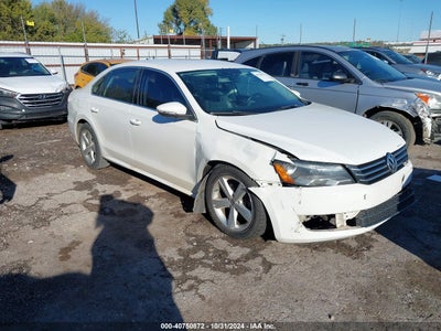 VOLKSWAGEN PASSAT 2012