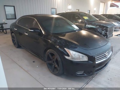 NISSAN MAXIMA 2012