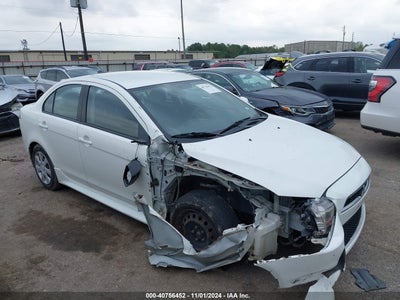 MITSUBISHI LANCER 2015