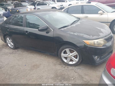 TOYOTA CAMRY 2012