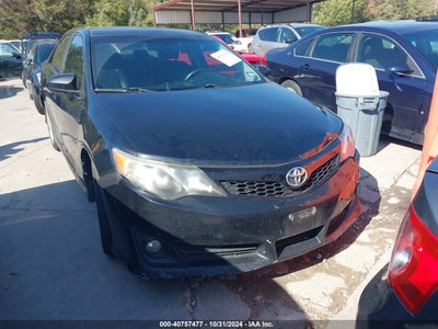 TOYOTA CAMRY 2012