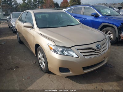 TOYOTA CAMRY 2011