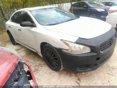NISSAN MAXIMA 2014