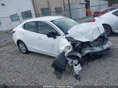 TOYOTA YARIS IA 2017