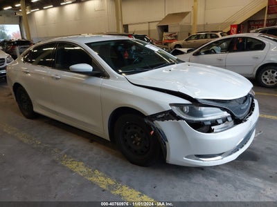 CHRYSLER 200 2015
