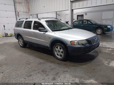 VOLVO XC70 2003