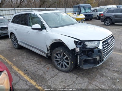 AUDI Q7 2019