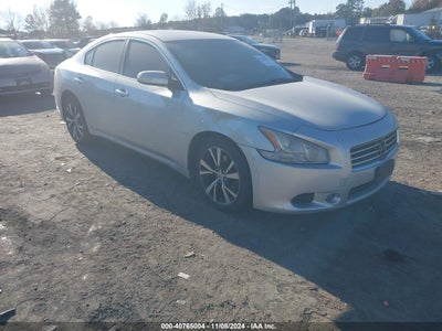 NISSAN MAXIMA 2010