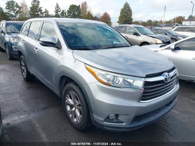 TOYOTA HIGHLANDER 2016