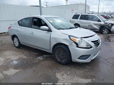 NISSAN VERSA 2015
