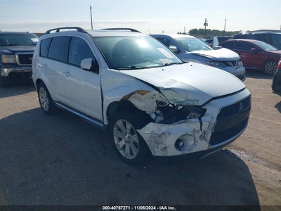 MITSUBISHI OUTLANDER 2013