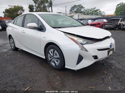 TOYOTA PRIUS 2016
