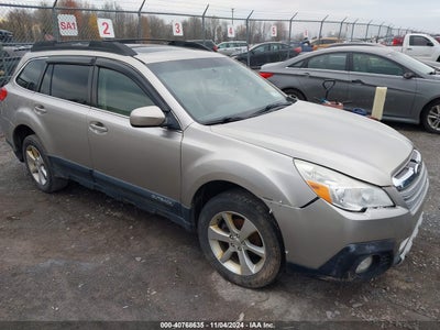 SUBARU OUTBACK 2014