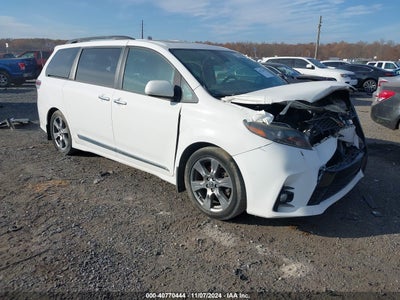 TOYOTA SIENNA 2018