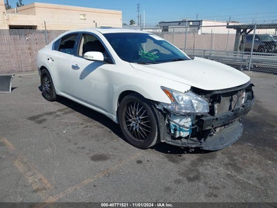NISSAN MAXIMA 2014