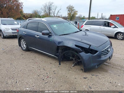 INFINITI FX35 2010