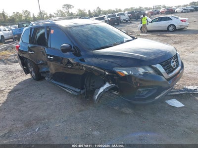 NISSAN PATHFINDER 2017