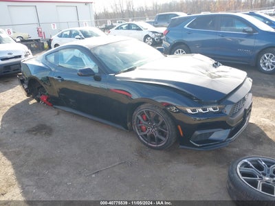 FORD MUSTANG 2024