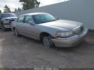LINCOLN TOWN CAR 2007