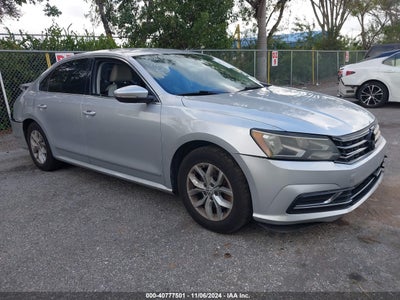 VOLKSWAGEN PASSAT 2017
