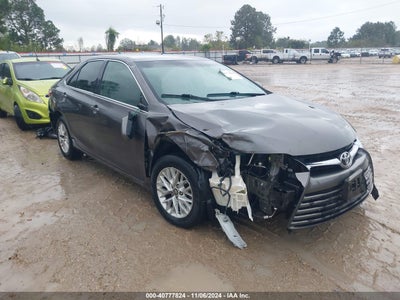 TOYOTA CAMRY 2016