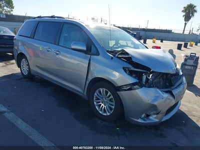TOYOTA SIENNA 2014