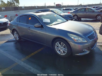 INFINITI G37 2013
