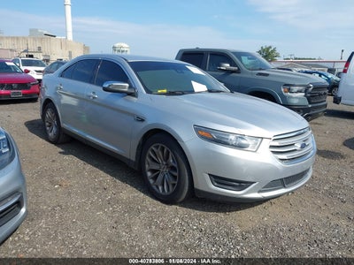 FORD TAURUS 2017