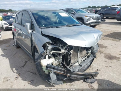 NISSAN VERSA 2010
