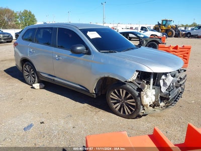 MITSUBISHI OUTLANDER 2020