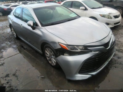 TOYOTA CAMRY 2018