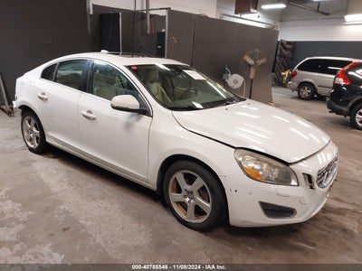 VOLVO S60 2013