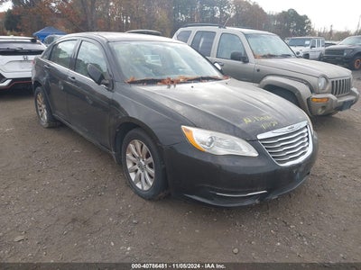 CHRYSLER 200 2011