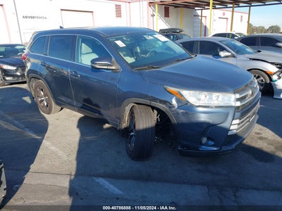 TOYOTA HIGHLANDER 2017