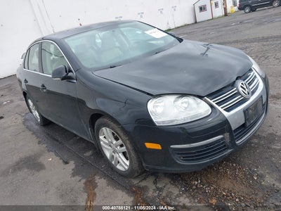 VOLKSWAGEN JETTA 2010