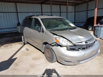 TOYOTA SIENNA 2009