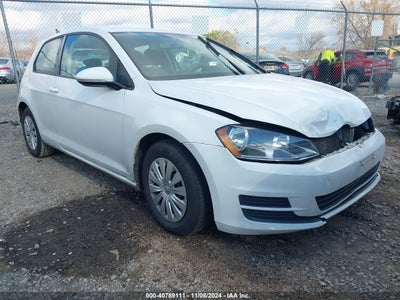 VOLKSWAGEN GOLF 2015