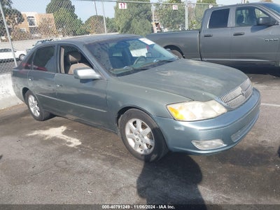 TOYOTA AVALON 2000