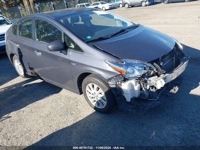TOYOTA PRIUS PLUG-IN 2012
