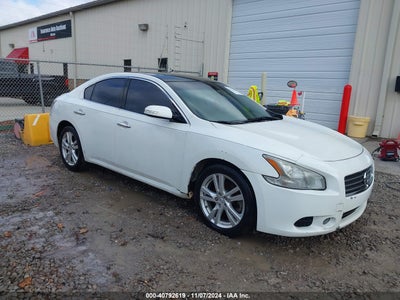 NISSAN MAXIMA 2013