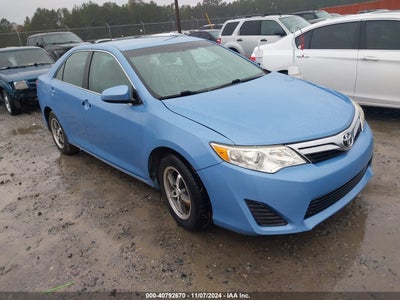 TOYOTA CAMRY 2012