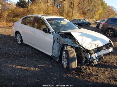 INFINITI Q40 2015