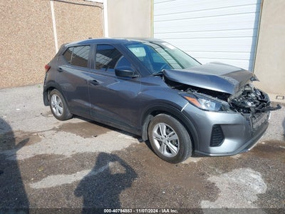NISSAN KICKS 2022